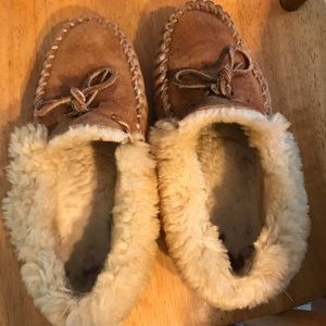 L.L. Bean slippers